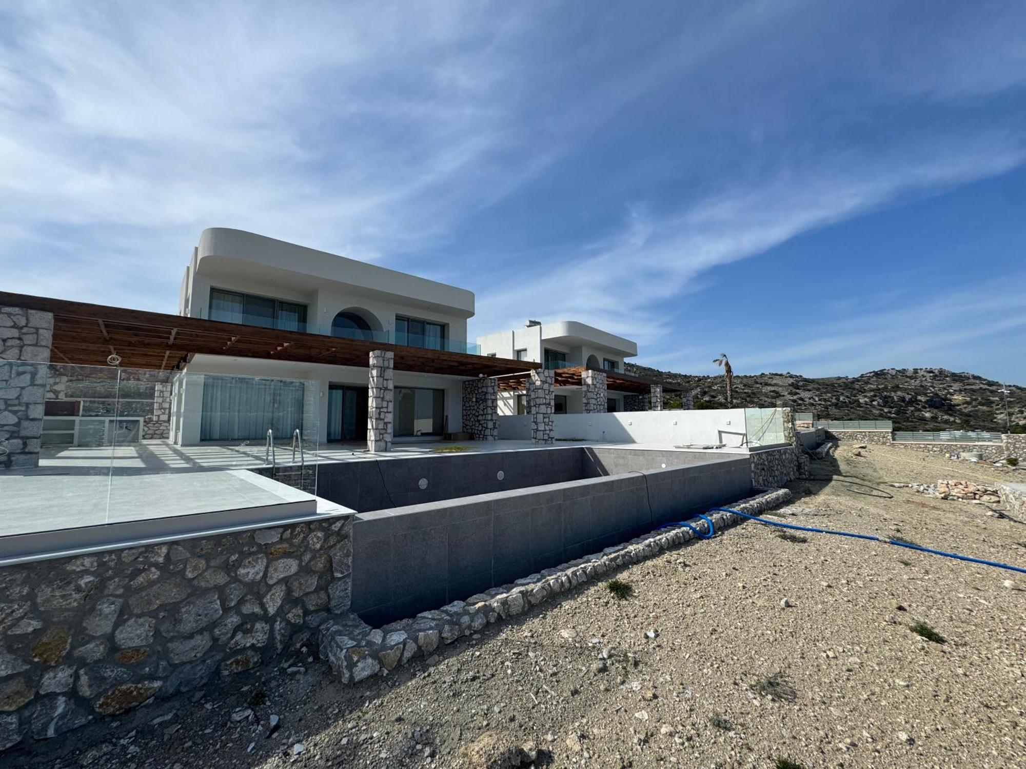 Athoros Luxury *