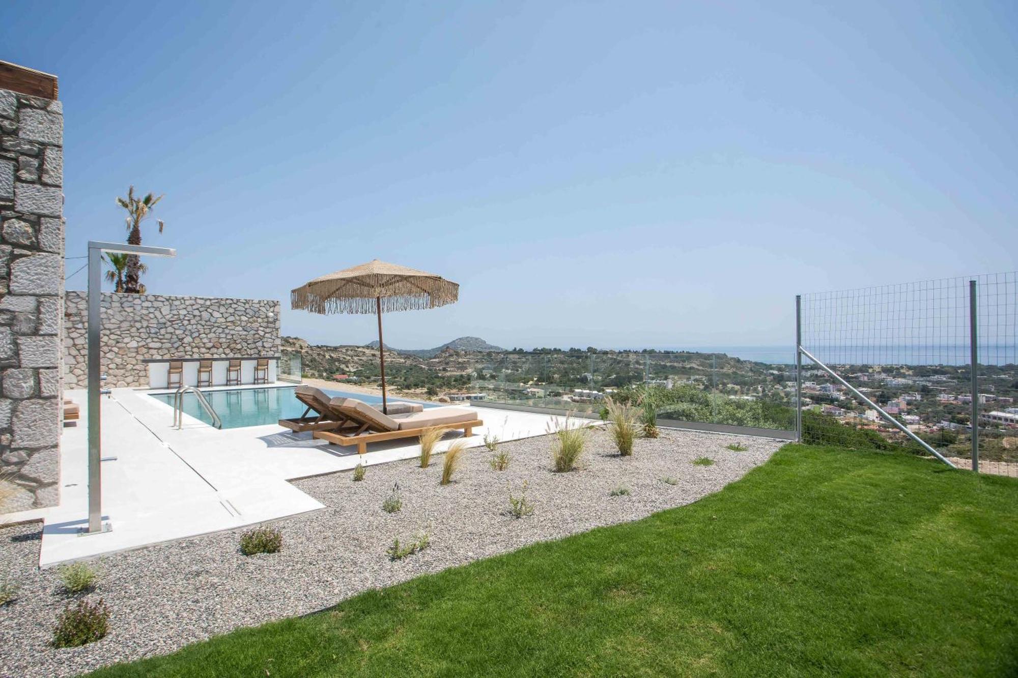 Athoros Luxury *