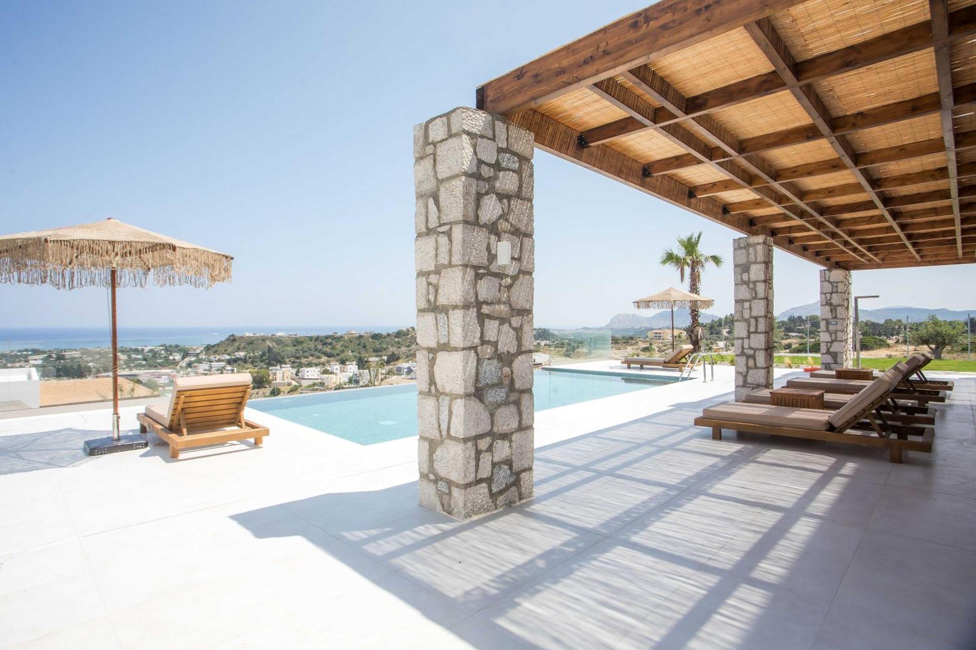 Athoros Luxury * Afantou