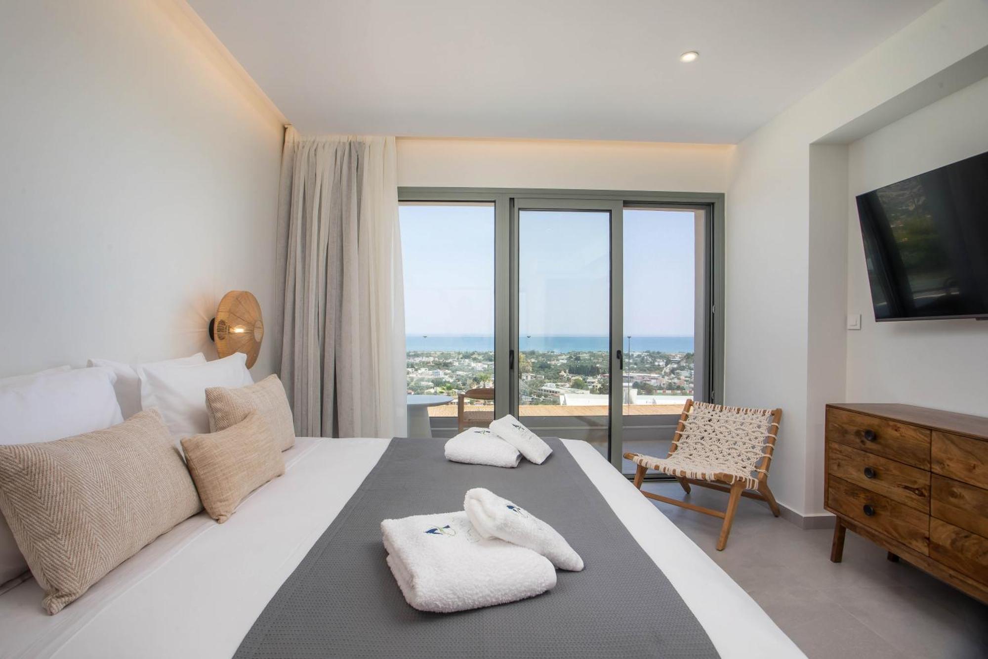 Athoros Luxury *