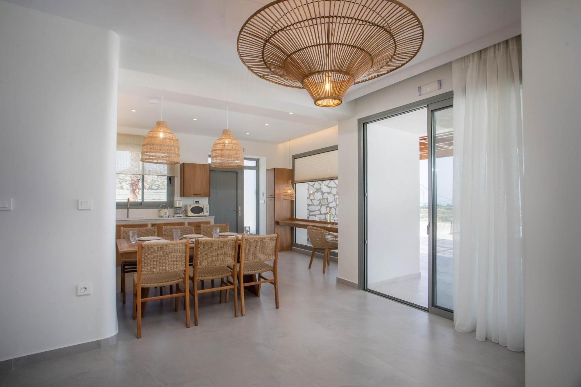 Athoros Luxury