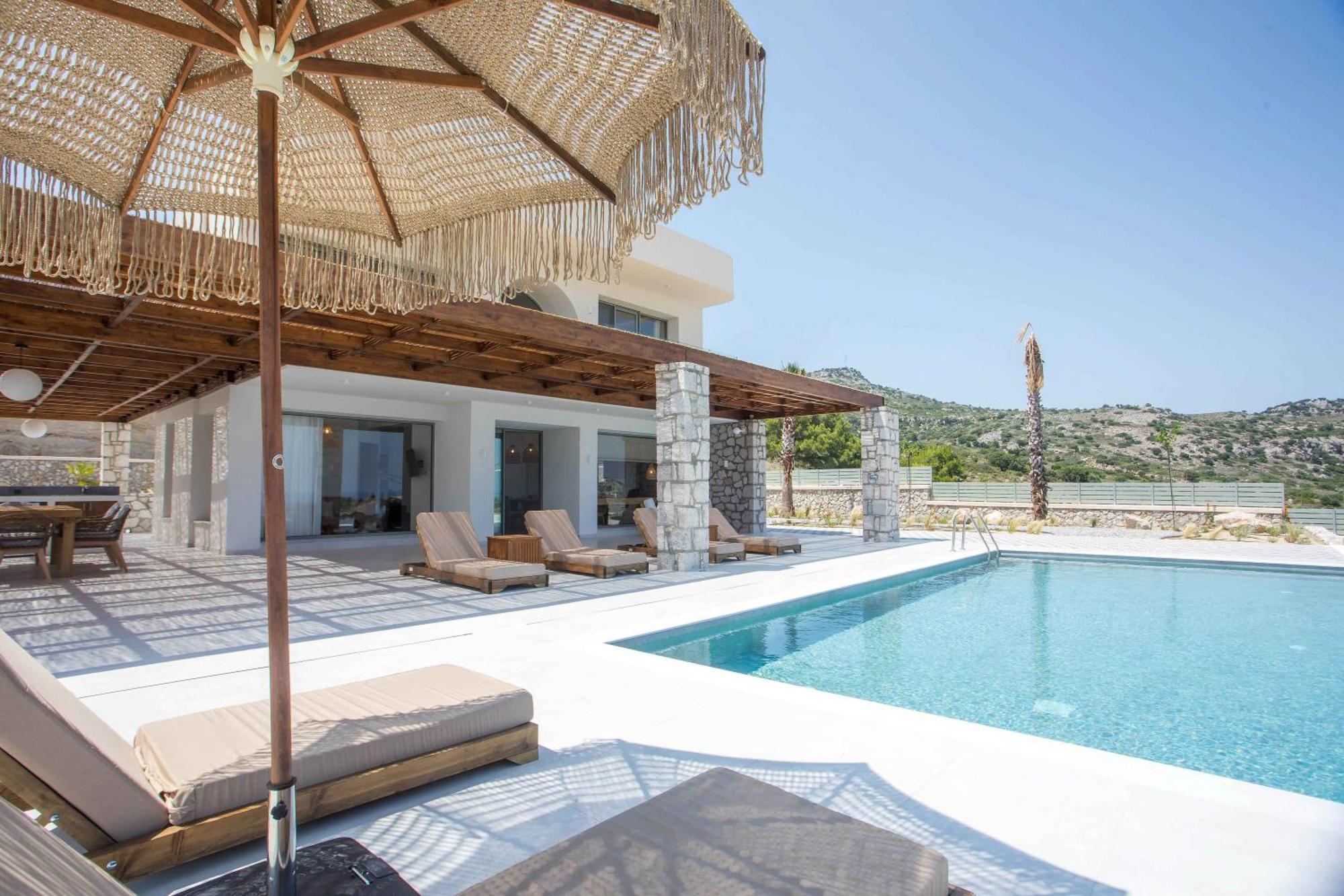 Athoros Luxury * Afantou