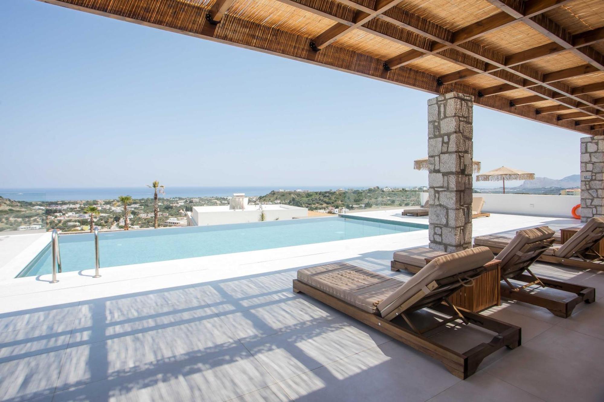 Athoros Luxury